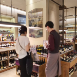 신세계백화점, 최대 87% 할인…올해 첫 역대급 와인 행사