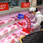 이마트, 수입 소고기 가격 낮추고 추가 할인 행사 진행